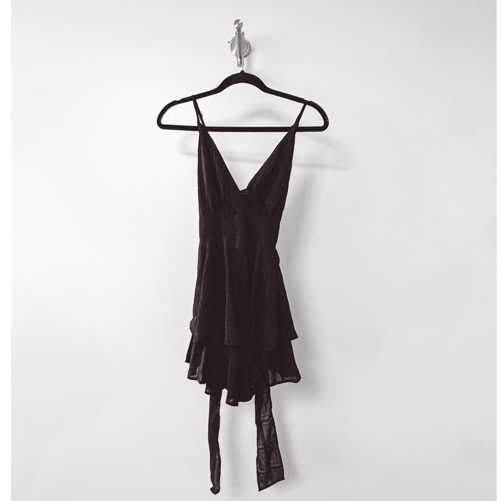 Polly Textured Plaid Tiered Ruffle V-Neck‎ Cross Back Sleeveless Romper Black 4